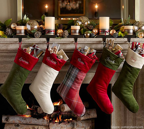 christmas-stockings-and-stocking-holders